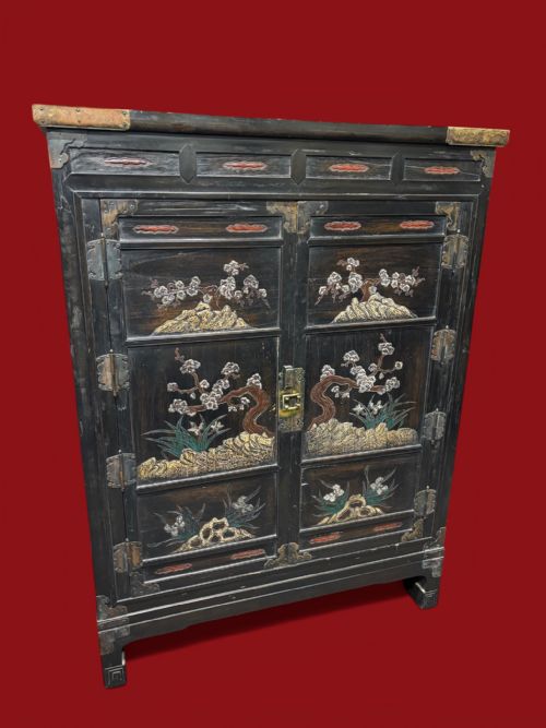 Korean painted chest in original condition